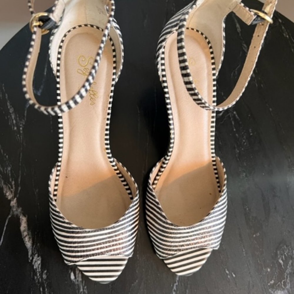 Seychelles Black and White Stripe Ankle Strap Heels